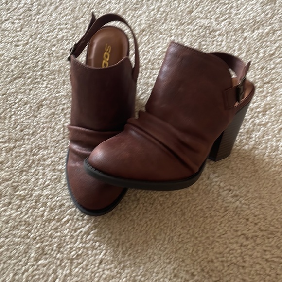 Herbal brown heeled booties. NewNever been worn. - Picture 3 of 8